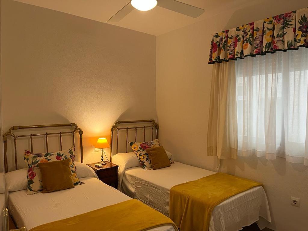 Lyrioshomes Precioso Apartamento Puerto De Estepona Exterior foto