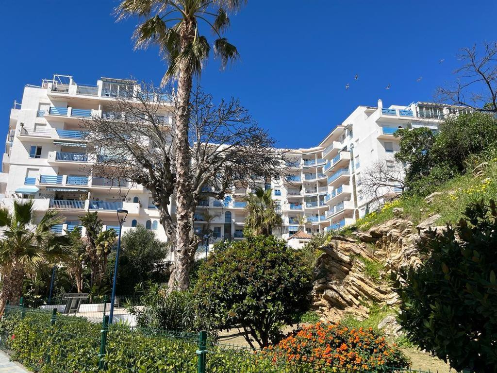 Lyrioshomes Precioso Apartamento Puerto De Estepona Exterior foto