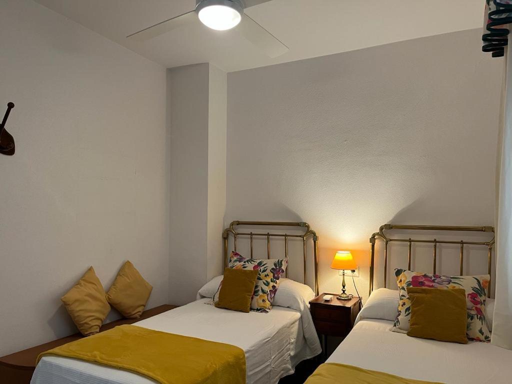 Lyrioshomes Precioso Apartamento Puerto De Estepona Exterior foto
